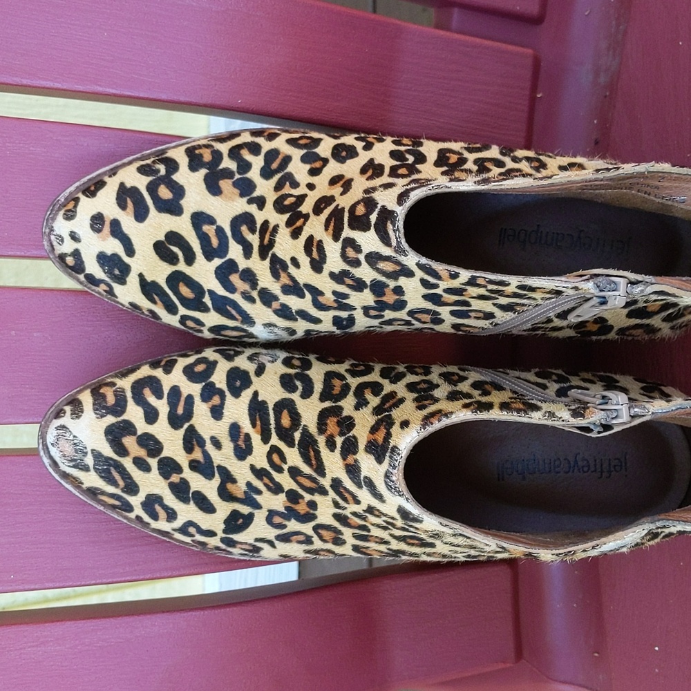 Jeffrey Campbell pony hair boots booties cheetah print SZ 7 leather